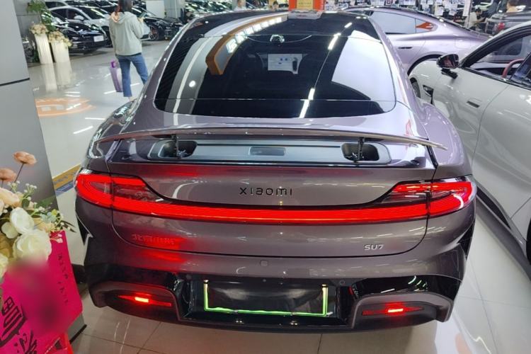 Used Xiaomi Auto SU7 2024 Four-Wheel Drive Ultra-Long Range Advanced Intelligent Driving Max Edition Rear