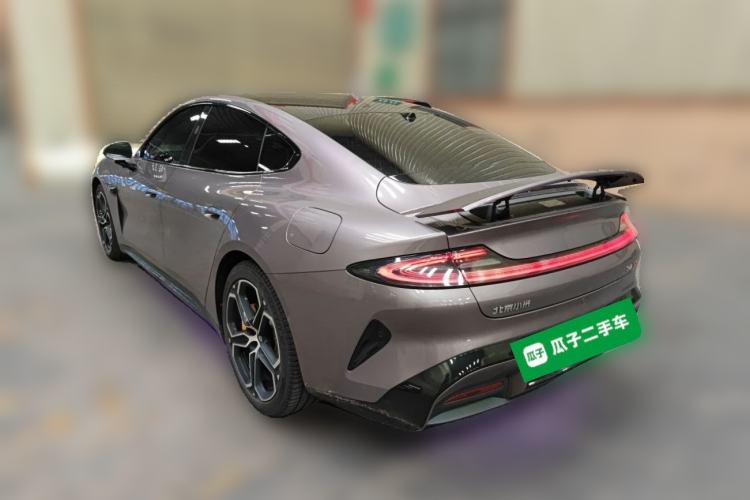 Used Xiaomi Auto SU7 2024 Four-Wheel Drive Ultra-Long Range Advanced Intelligent Driving Max Edition Rear Left 45 Deg