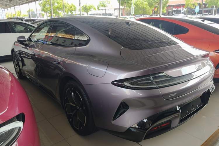 Used Xiaomi Auto SU7 2024 Rear-Drive Ultra-Long Range Advanced Pro-Level Intelligent Driving Version Rear Left 45 Deg
