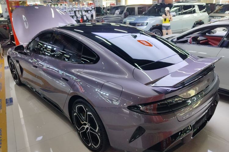 Used Xiaomi Auto SU7 2024 Four-Wheel Drive Ultra-Long Range Advanced Intelligent Driving Max Edition Rear Left 45 Deg