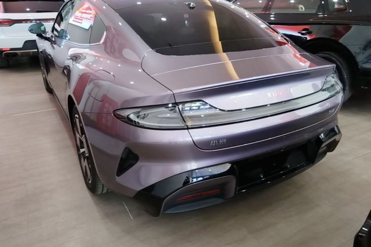 Used Xiaomi Auto SU7 2024 Rear-Drive Long-Range Intelligent Driving Version Rear Left 45 Deg