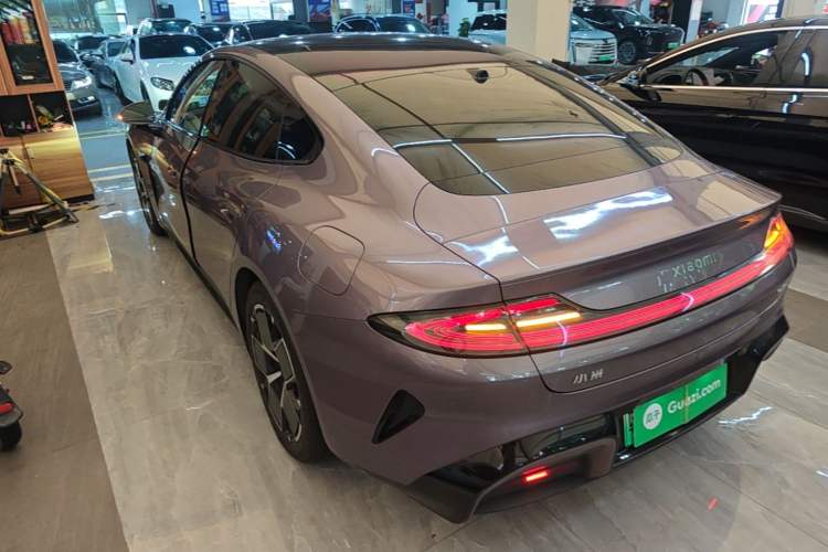 Used Xiaomi Auto SU7 2024 Rear-Drive Long-Range Intelligent Driving Version Rear Left 45 Deg