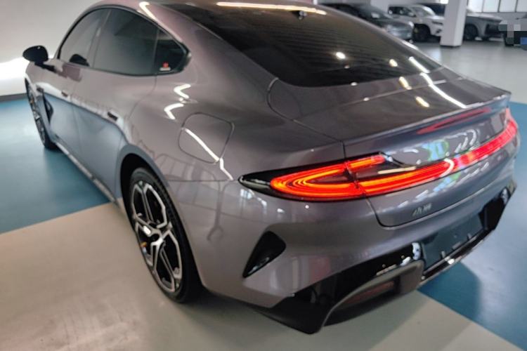 Used Xiaomi Auto SU7 2024 Rear-Drive Ultra-Long Range Advanced Pro-Level Intelligent Driving Version Rear Left 45 Deg