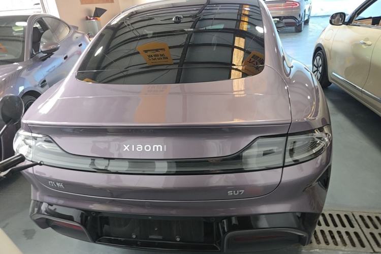 Used Xiaomi Auto SU7 2024 Four-Wheel Drive Ultra-Long Range Advanced Intelligent Driving Max Edition Rear