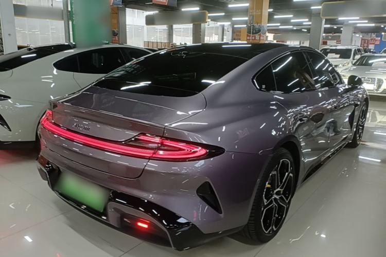 Used Xiaomi Auto SU7 2024 Rear-Drive Long-Range Intelligent Driving Version Rear Right 45 Deg