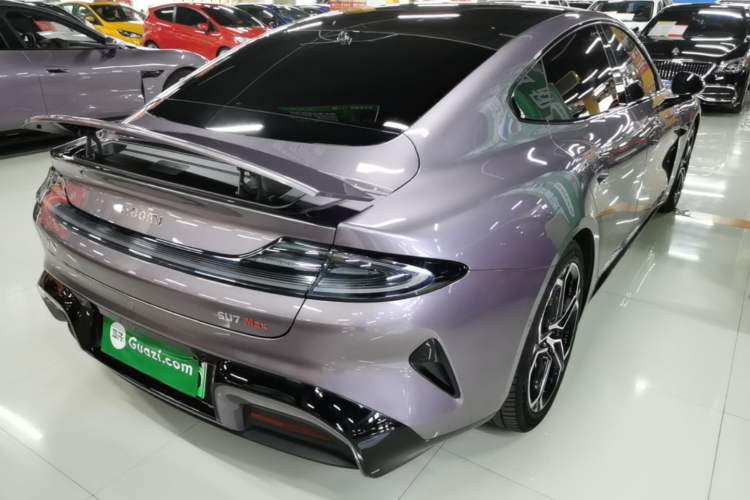 Used Xiaomi Auto SU7 2024 Four-Wheel Drive Ultra-Long Range Advanced Intelligent Driving Max Edition Rear Right 45 Deg
