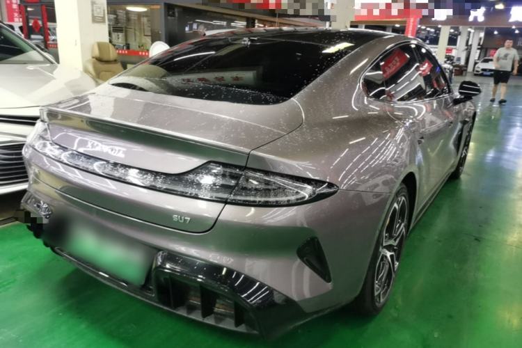 Used Xiaomi Auto SU7 2024 Rear-Drive Long-Range Intelligent Driving Version Rear Right 45 Deg