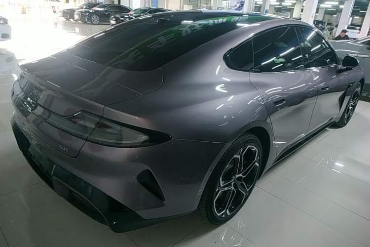 Used Xiaomi Auto SU7 2024 Rear-Drive Ultra-Long Range Advanced Pro-Level Intelligent Driving Version Rear Right 45 Deg