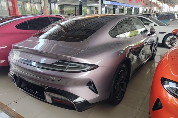Used Xiaomi Auto SU7 2024 Rear-Drive Ultra-Long Range Advanced Pro-Level Intelligent Driving Version Rear Right 45 Deg