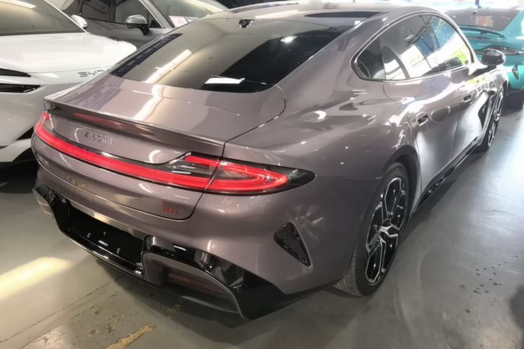 Used Xiaomi Auto SU7 2024 Four-Wheel Drive Ultra-Long Range Advanced Intelligent Driving Max Edition Rear Right 45 Deg