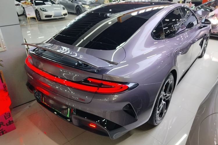 Used Xiaomi Auto SU7 2024 Four-Wheel Drive Ultra-Long Range Advanced Intelligent Driving Max Edition Rear Right 45 Deg