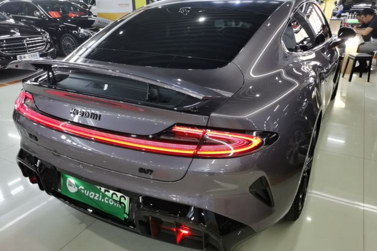Used Xiaomi Auto SU7 2024 Four-Wheel Drive Ultra-Long Range Advanced Intelligent Driving Max Edition Rear Right 45 Deg