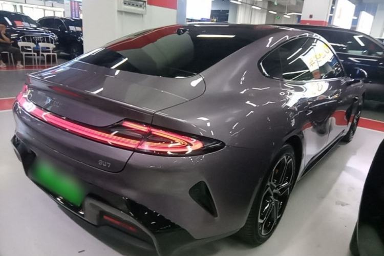 Used Xiaomi Auto SU7 2024 Rear-Drive Long-Range Intelligent Driving Version Rear Right 45 Deg