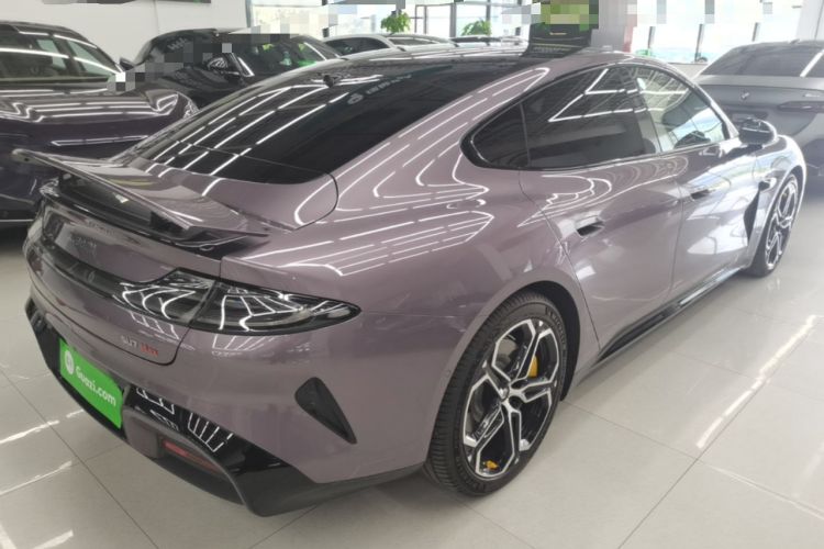Used Xiaomi Auto SU7 2024 Four-Wheel Drive Ultra-Long Range Advanced Intelligent Driving Max Edition Rear Right 45 Deg