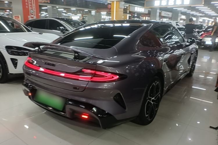 Used Xiaomi Auto SU7 2024 Rear-Drive Ultra-Long Range Advanced Pro-Level Intelligent Driving Version Rear Right 45 Deg