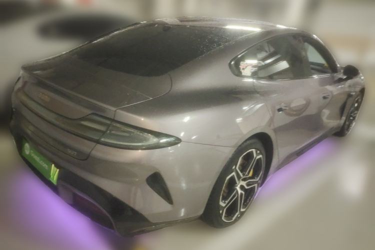 Used Xiaomi Auto SU7 2024 Rear-Drive Ultra-Long Range Advanced Pro-Level Intelligent Driving Version Rear Right 45 Deg
