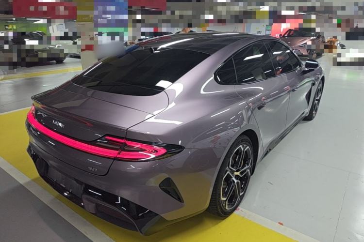 Used Xiaomi Auto SU7 2024 Rear-Drive Long-Range Intelligent Driving Version Rear Right 45 Deg