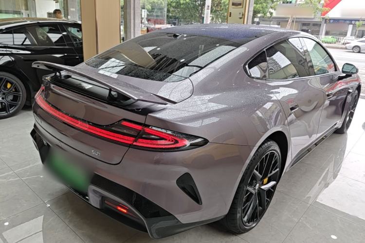 Used Xiaomi Auto SU7 2024 Four-Wheel Drive Ultra-Long Range Advanced Intelligent Driving Max Edition Rear Right 45 Deg
