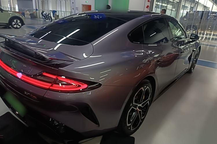 Used Xiaomi Auto SU7 2024 Four-Wheel Drive Ultra-Long Range Advanced Intelligent Driving Max Edition Rear Right 45 Deg