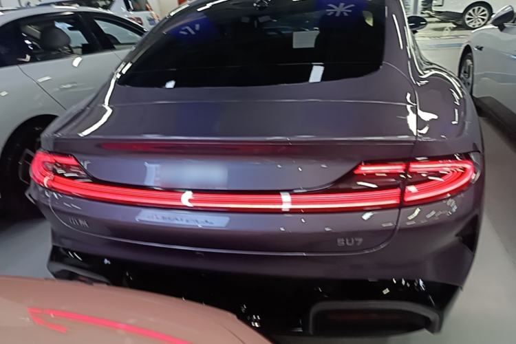 Used Xiaomi Auto SU7 2024 Rear-Drive Long-Range Intelligent Driving Version Rear