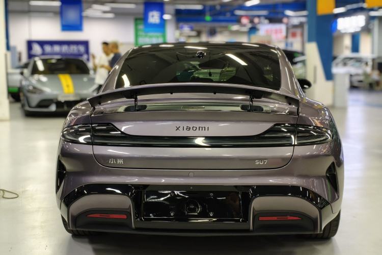 Used Xiaomi Auto SU7 2024 Four-Wheel Drive Ultra-Long Range Advanced Intelligent Driving Max Edition Rear