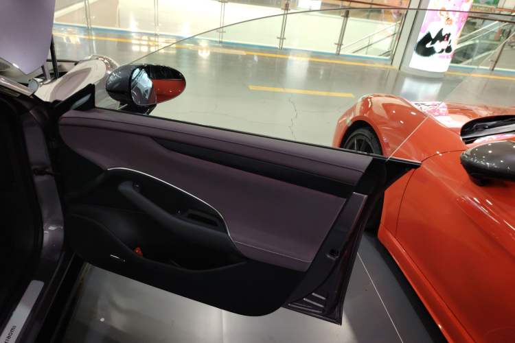 Used Xiaomi Auto SU7 2024 Rear-Drive Long-Range Intelligent Driving Version Right Front Door Interior