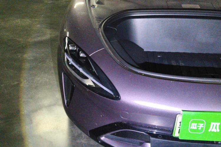 Used Xiaomi Auto SU7 2024 Rear-Drive Long-Range Intelligent Driving Version Right Front Headlight