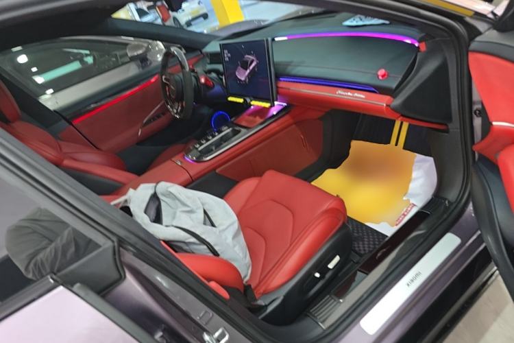 Used Xiaomi Auto SU7 2024 Four-Wheel Drive Ultra-Long Range Advanced Intelligent Driving Max Edition Right Front Seat