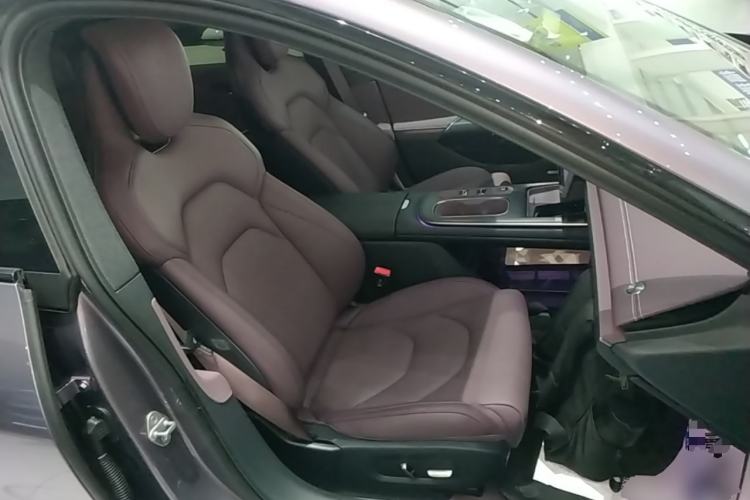 Used Xiaomi Auto SU7 2024 Rear-Drive Long-Range Intelligent Driving Version Right Front Seat