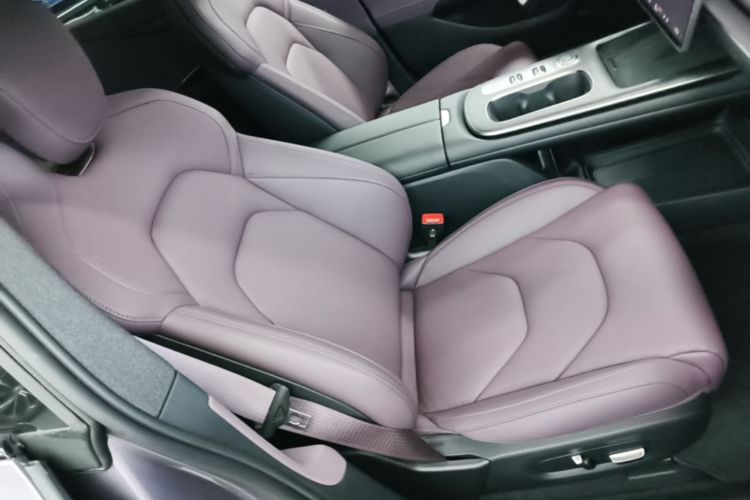 Used Xiaomi Auto SU7 2024 Rear-Drive Standard Founder Edition Right Front Seat