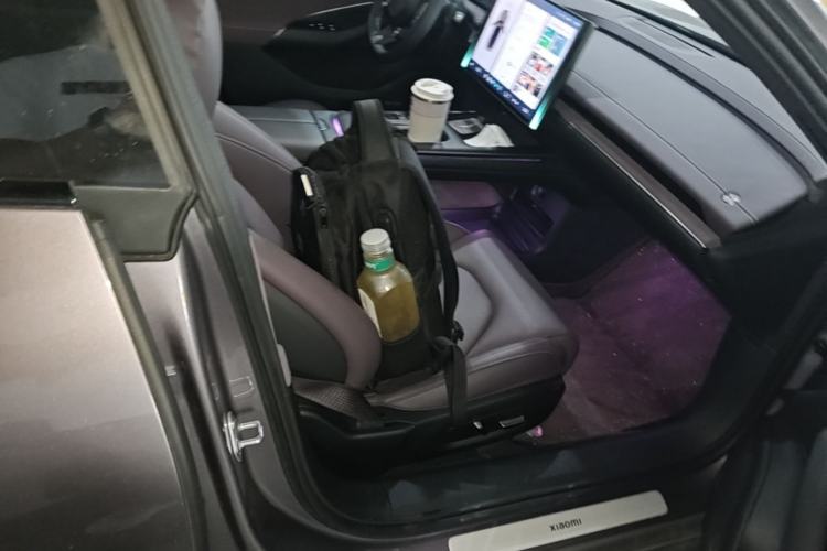 Used Xiaomi Auto SU7 2024 Rear-Drive Long-Range Intelligent Driving Version Right Front Seat
