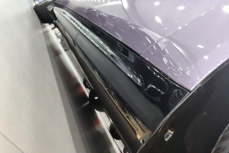 Used Xiaomi Auto SU7 2024 Rear-Drive Ultra-Long Range Advanced Pro-Level Intelligent Driving Version Right Side Sill