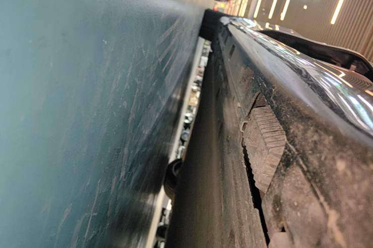Used Xiaomi Auto SU7 2024 Rear-Drive Ultra-Long Range Advanced Pro-Level Intelligent Driving Version Right Side Sill