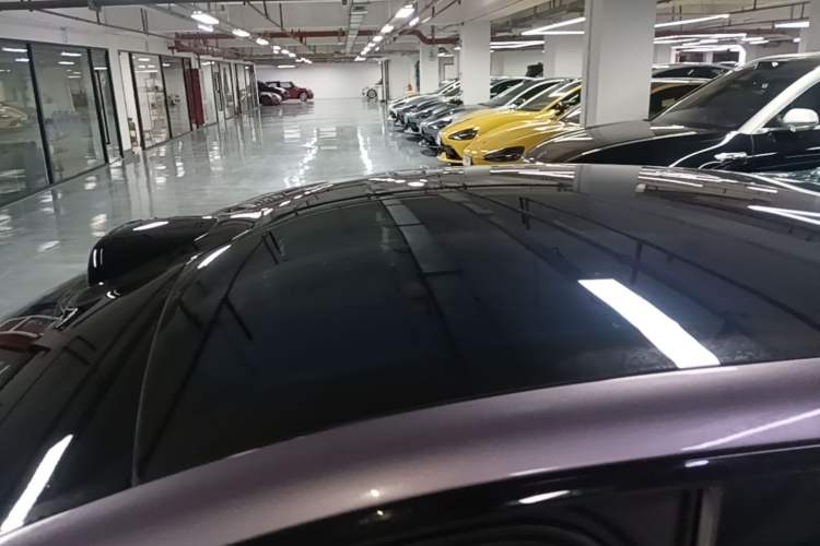 Used Xiaomi Auto SU7 2024 Four-Wheel Drive Ultra-Long Range Advanced Intelligent Driving Max Edition Roof