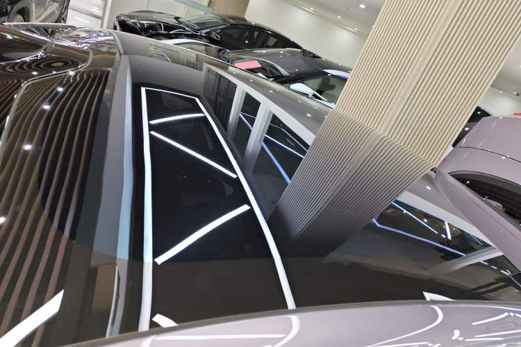 Used Xiaomi Auto SU7 2024 Rear-Drive Ultra-Long Range Advanced Pro-Level Intelligent Driving Version Roof
