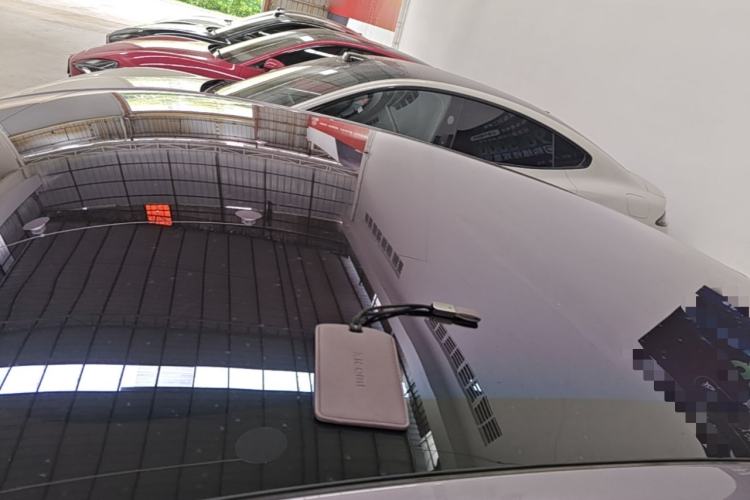 Used Xiaomi Auto SU7 2024 Rear-Drive Long-Range Intelligent Driving Version Roof