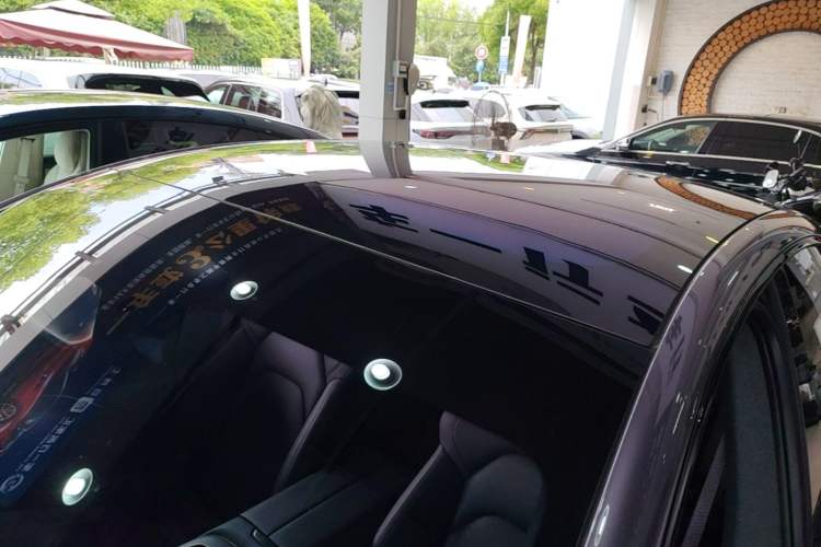 Used Xiaomi Auto SU7 2024 Rear-Drive Long-Range Intelligent Driving Version Roof