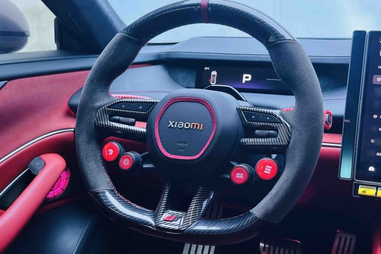 Used Xiaomi Auto SU7 2024 Four-Wheel Drive Ultra-Long Range Advanced Intelligent Driving Max Edition Steering Wheel