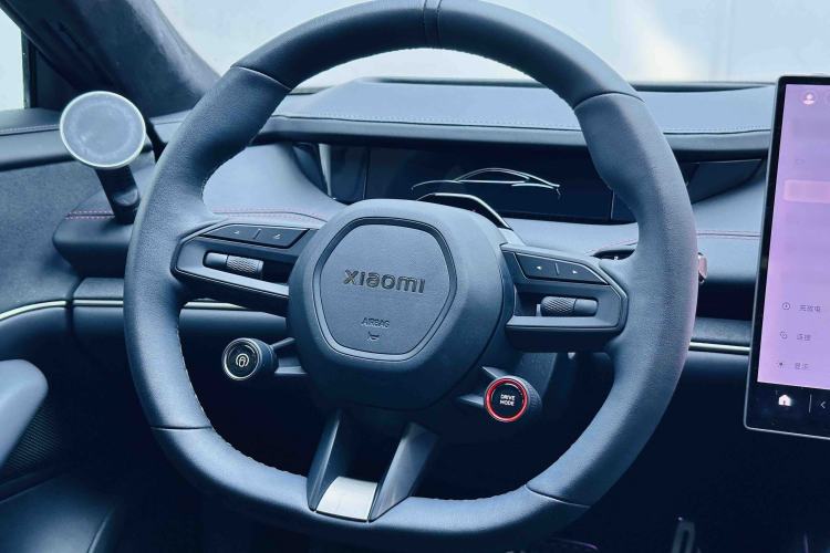 Used Xiaomi Auto SU7 2024 Four-Wheel Drive Ultra-Long Range Advanced Intelligent Driving Max Edition Steering Wheel