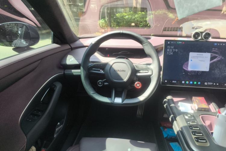 Used Xiaomi Auto SU7 2024 Four-Wheel Drive Ultra-Long Range Advanced Intelligent Driving Max Edition Steering Wheel