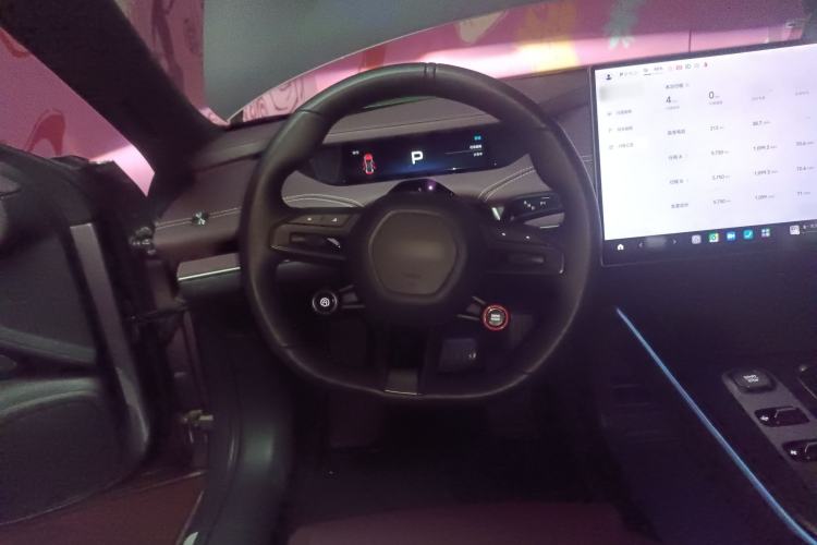 Used Xiaomi Auto SU7 2024 Rear-Drive Long-Range Intelligent Driving Version Steering Wheel