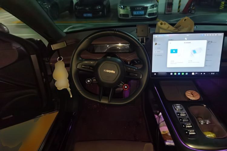 Used Xiaomi Auto SU7 2024 Rear-Drive Ultra-Long Range Advanced Pro-Level Intelligent Driving Version Steering Wheel