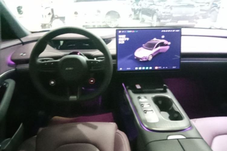 Used Xiaomi Auto SU7 2024 Rear-Drive Long-Range Intelligent Driving Version Steering Wheel