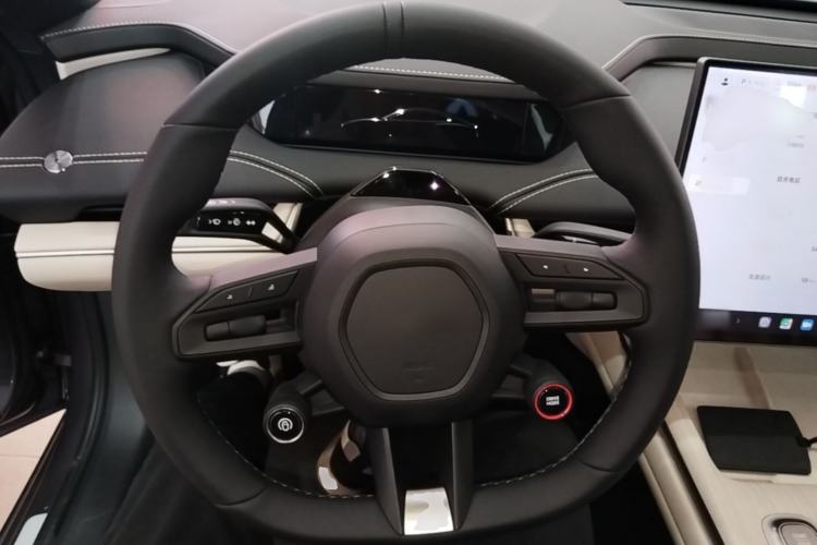 Used Xiaomi Auto SU7 2024 Rear-Drive Long-Range Intelligent Driving Version Steering Wheel