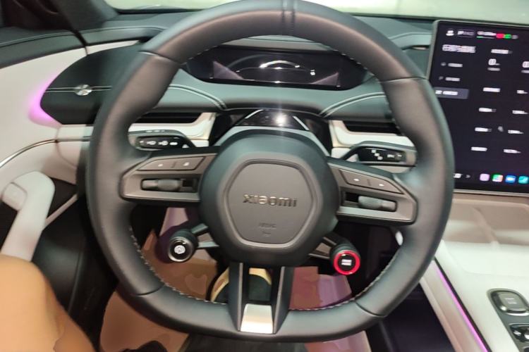 Used Xiaomi Auto SU7 2024 Rear-Drive Ultra-Long Range Advanced Pro-Level Intelligent Driving Version Steering Wheel