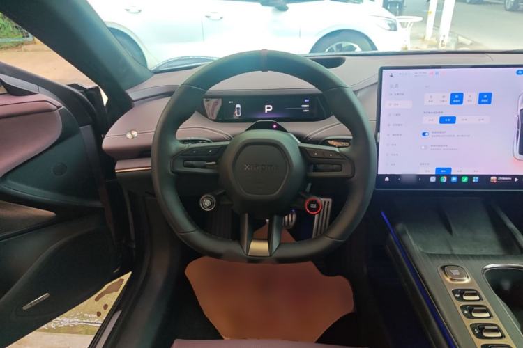 Used Xiaomi Auto SU7 2024 Four-Wheel Drive Ultra-Long Range Advanced Intelligent Driving Max Edition Steering Wheel