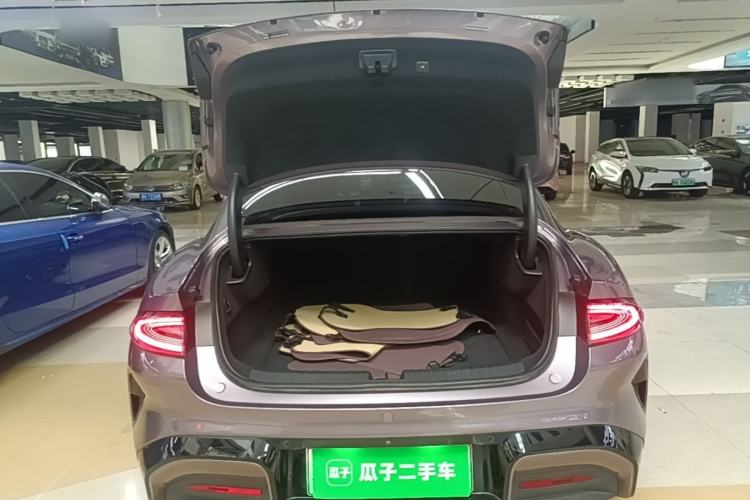 Used Xiaomi Auto SU7 2024 Rear-Drive Long-Range Intelligent Driving Version Trunk