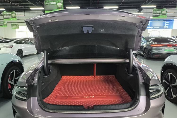 Used Xiaomi Auto SU7 2024 Four-Wheel Drive Ultra-Long Range Advanced Intelligent Driving Max Edition Trunk