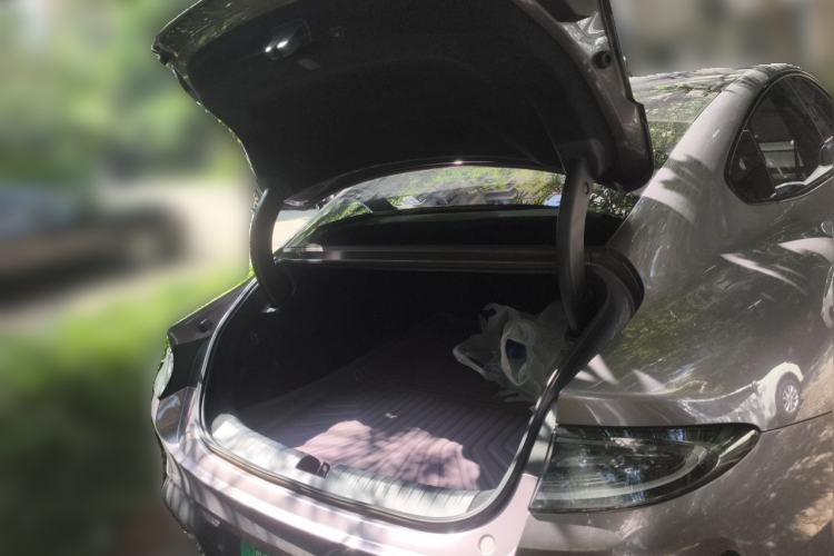 Used Xiaomi Auto SU7 2024 Four-Wheel Drive Ultra-Long Range Advanced Intelligent Driving Max Edition Trunk