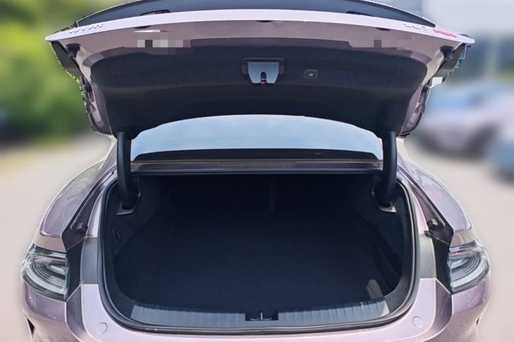 Used Xiaomi Auto SU7 2024 Four-Wheel Drive Ultra-Long Range Advanced Intelligent Driving Max Edition Trunk